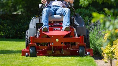 400S nulla fordulókörös fűnyíró traktor