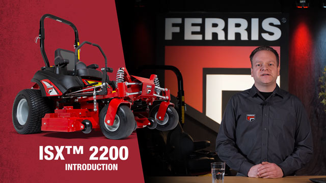 ISX™ 2200 nulla fordulókörös fűnyíró traktor